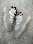 Air Jordan 11 "Platinum Tint"