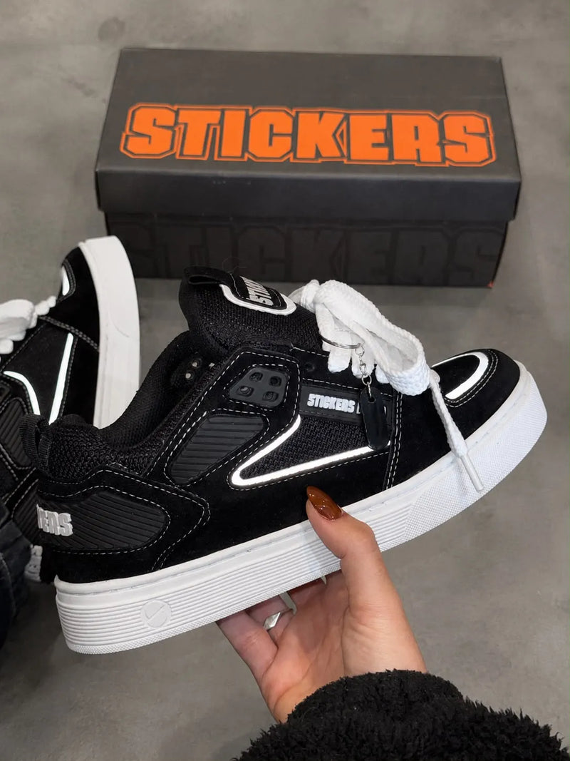 Tenis Stickers Cali Black White